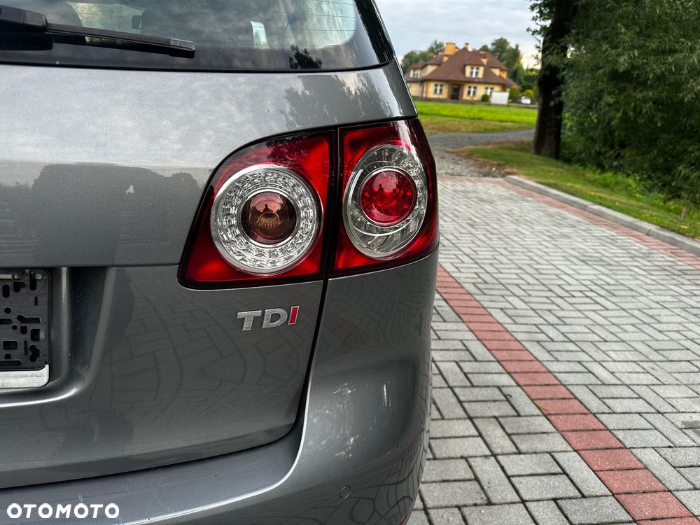 Volkswagen Golf Plus 1.6 TDI BlueMot Comfortline - 9