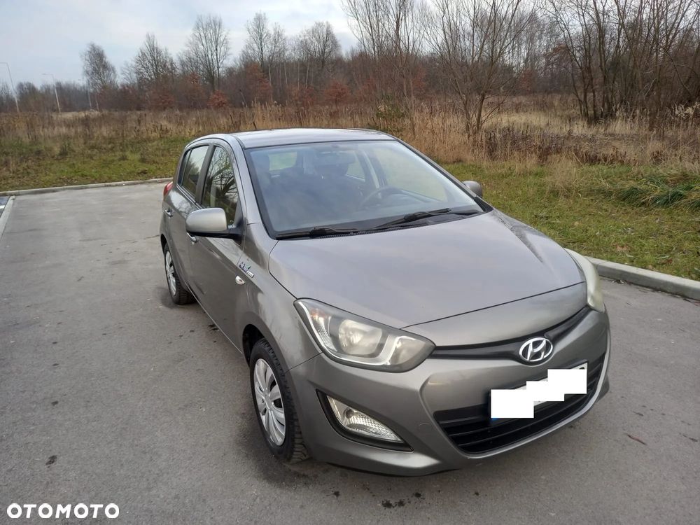 Hyundai i20 1.1 CRDi Style - 8