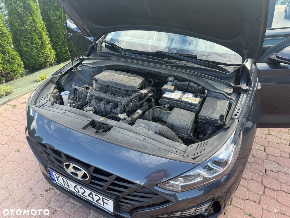 Hyundai i30 1.5 DPI Classic + - 13