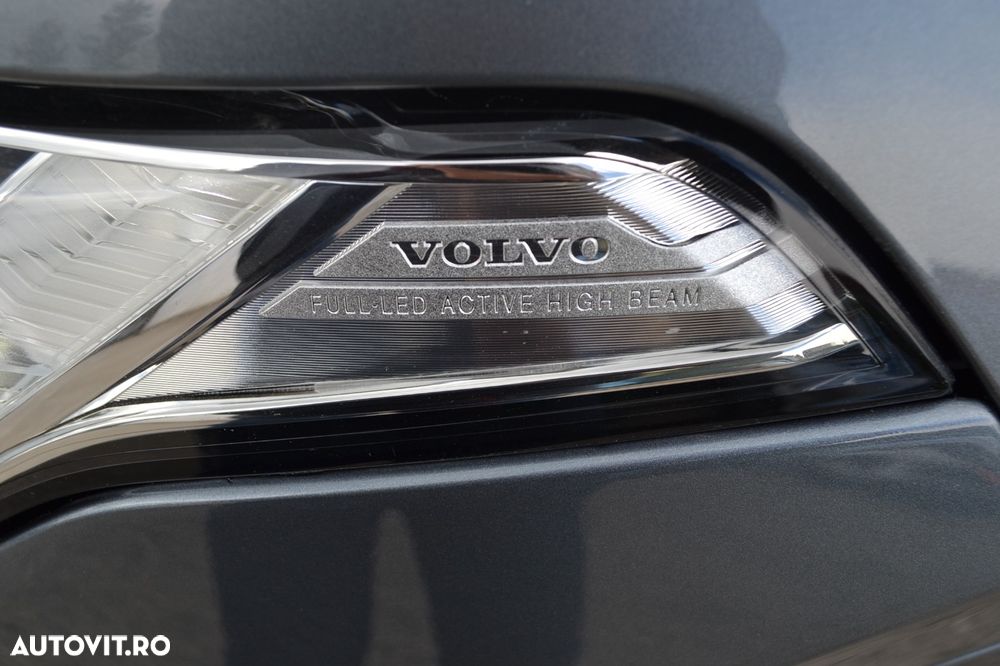 Volvo XC 90 T6 AWD Momentum - 28