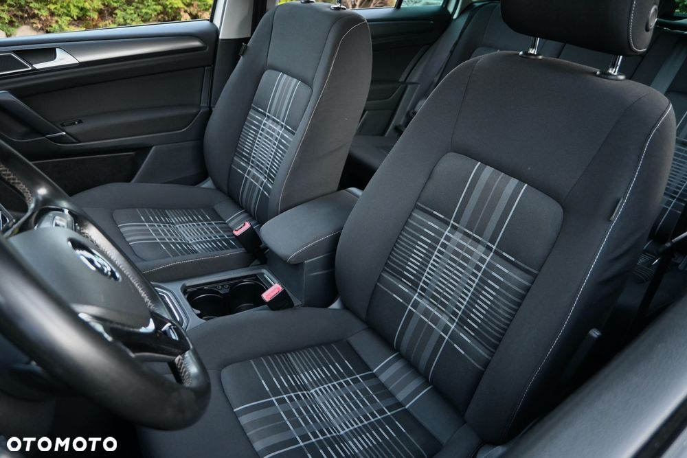 Volkswagen Golf Sportsvan 2.0 TDI BlueMotion Technology DSG Lounge - 29