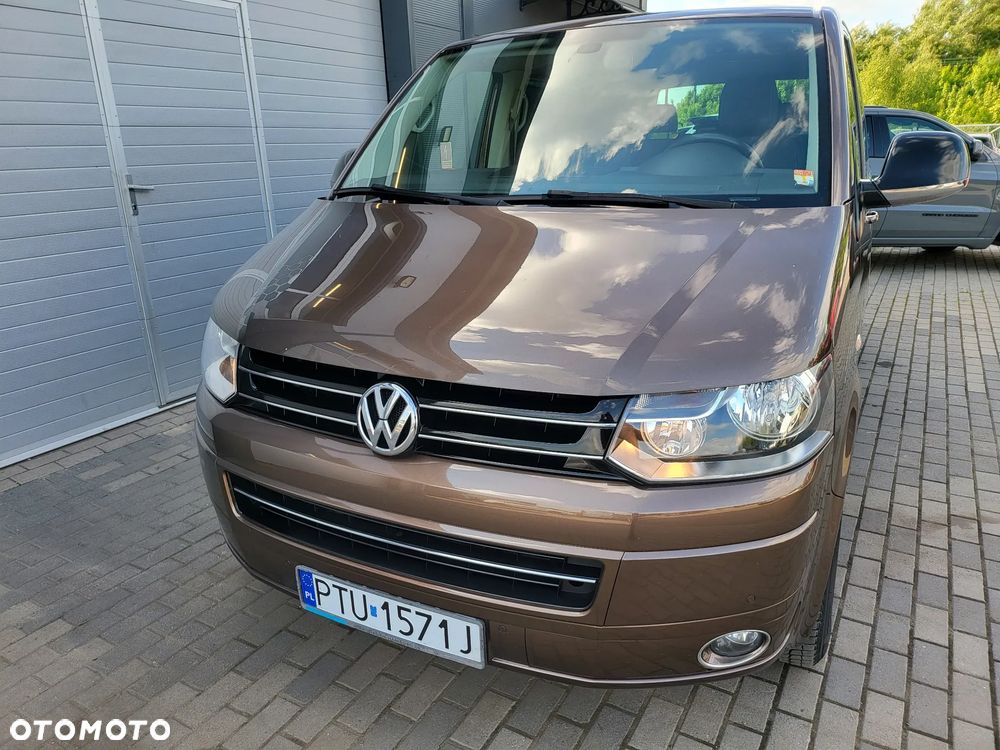 Volkswagen Multivan - 22