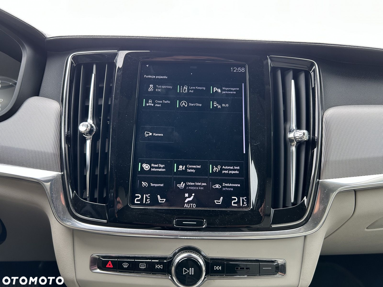 Volvo V90 - 16