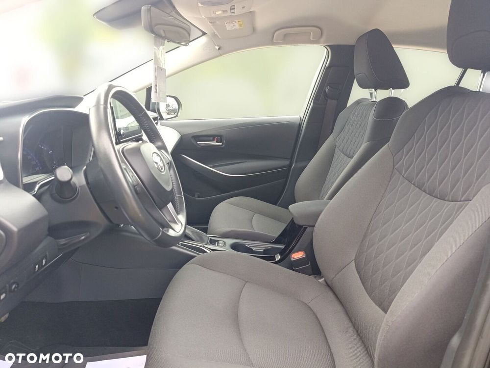 Toyota Corolla 1.8 Hybrid Comfort - 18