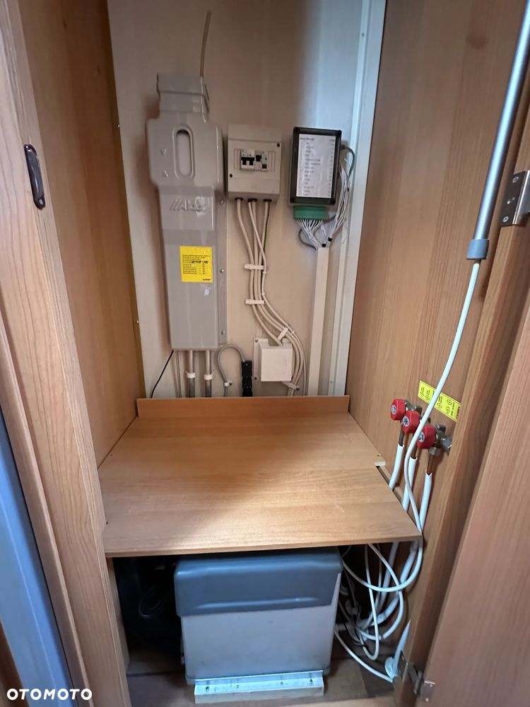 Kabe CABBY 650+ z napędem, ALDE i łóżkiem piętrowym. 4-6 os. - 27