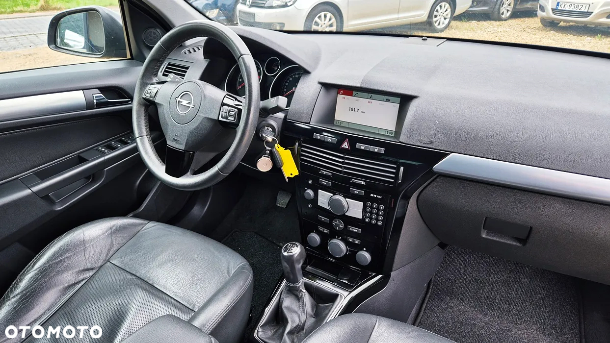 Opel Astra 1.6 Cosmo - 38