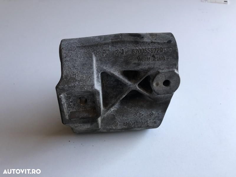 Suport motor Renault Clio 3 (2005-2009) 1.5 dci 8200559729 - 1