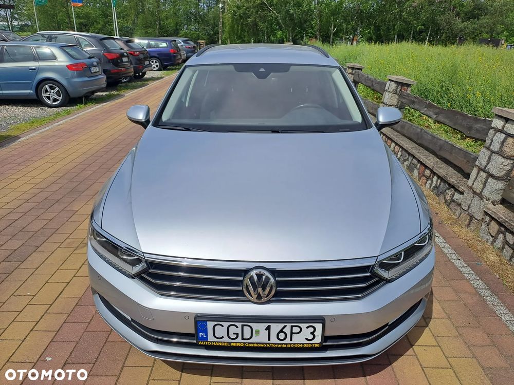 Volkswagen Passat Variant 2.0 TDI DSG (BlueMotion Technology) Comfortline - 11