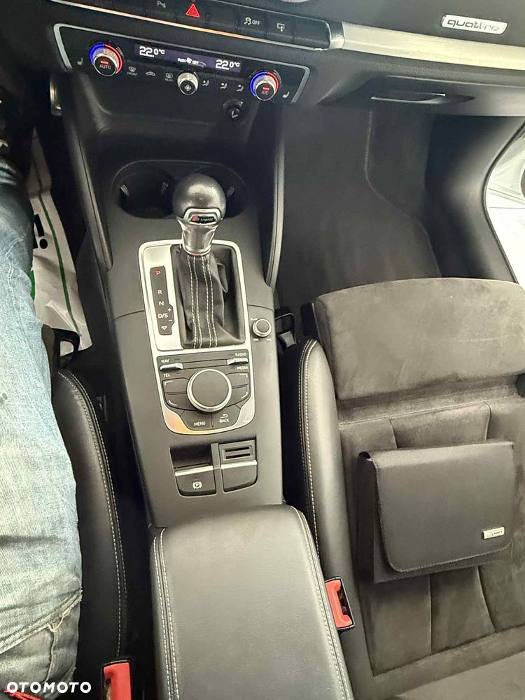 Audi S3 2.0 TFSI Quattro S tronic - 24