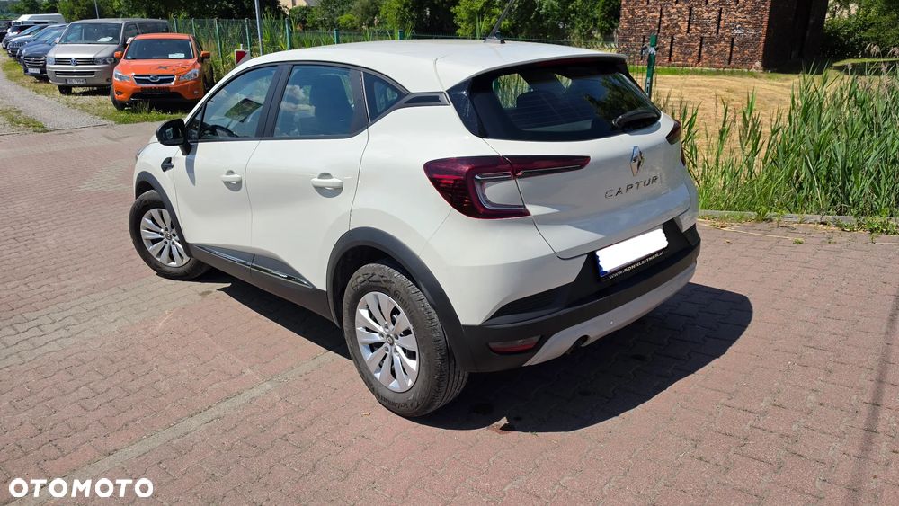 Renault Captur - 25