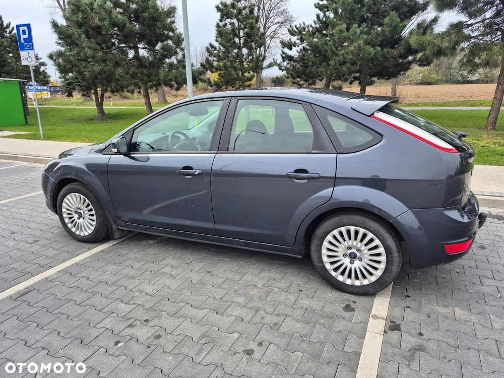 Ford Focus - 8