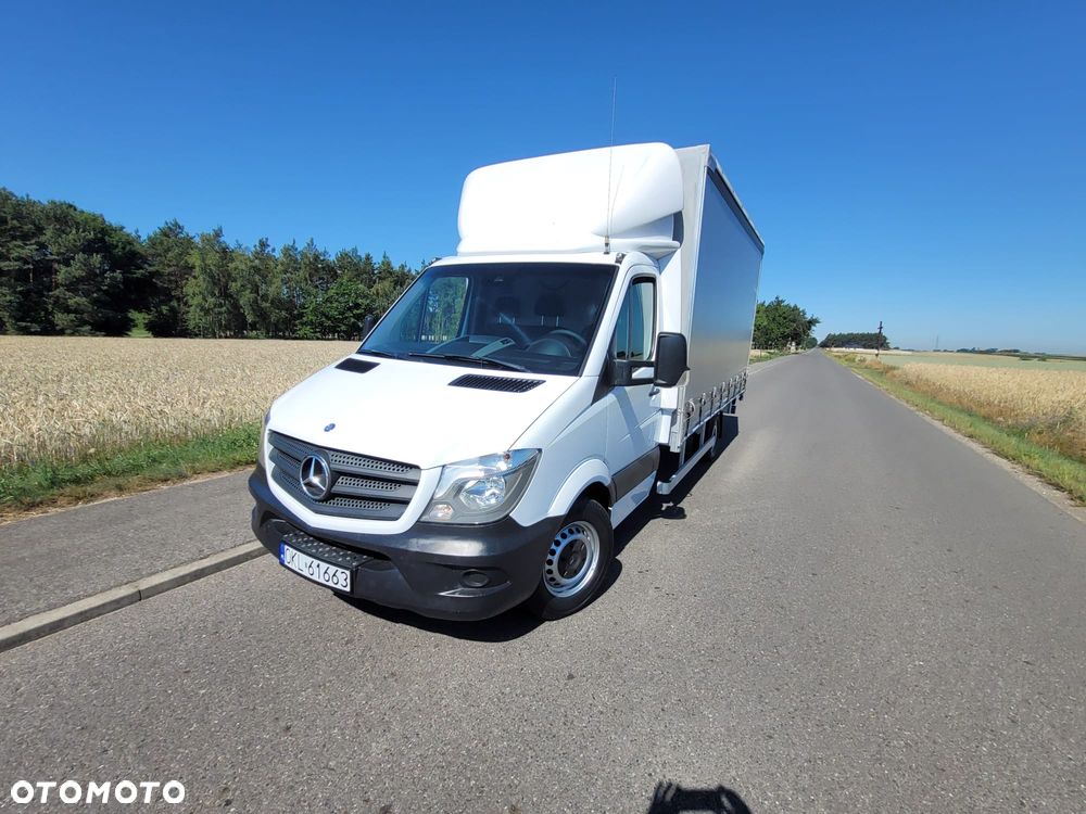 Mercedes-Benz Sprinter - 14
