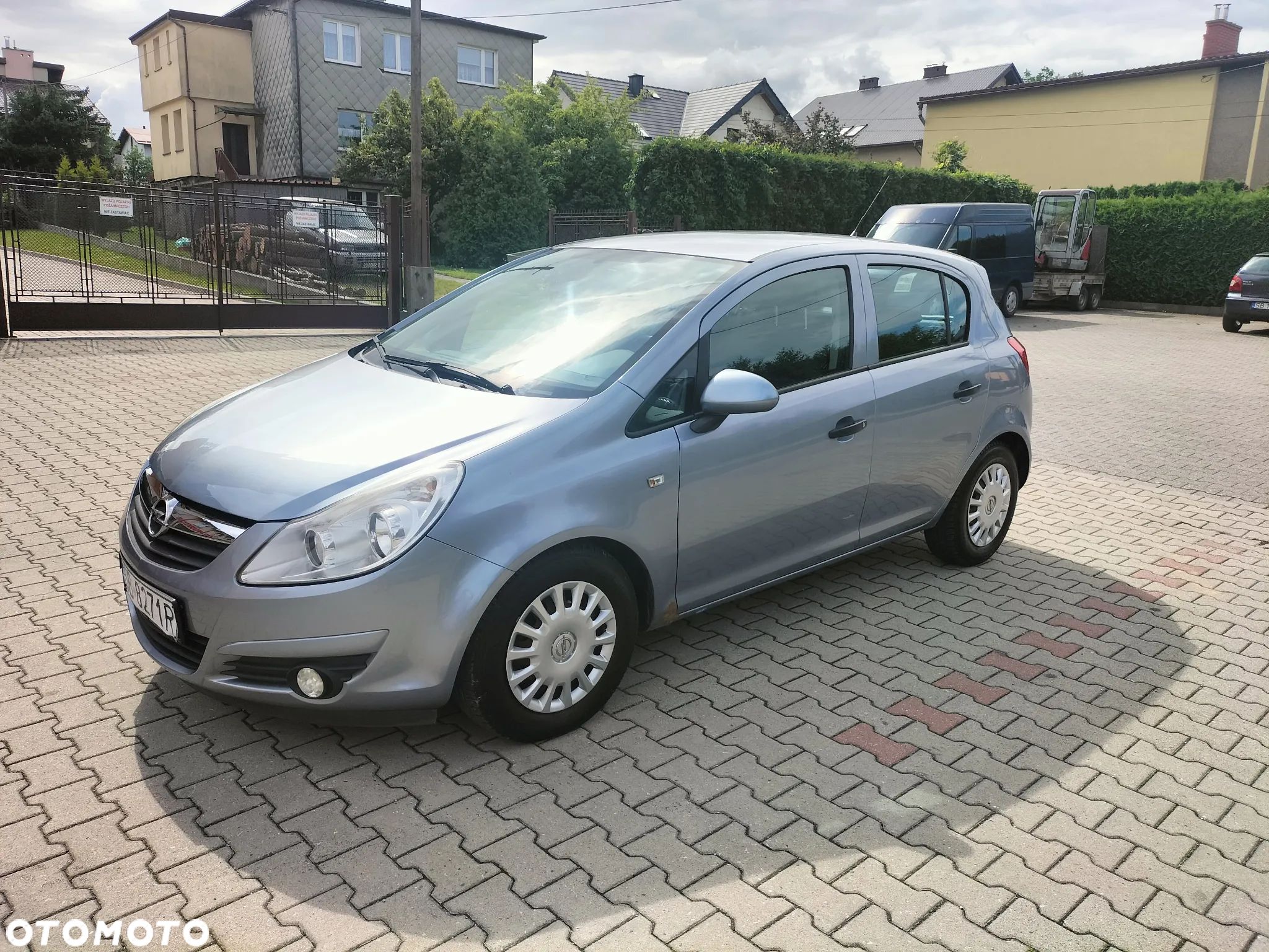 Opel Corsa 1.2 16V Essentia - 1