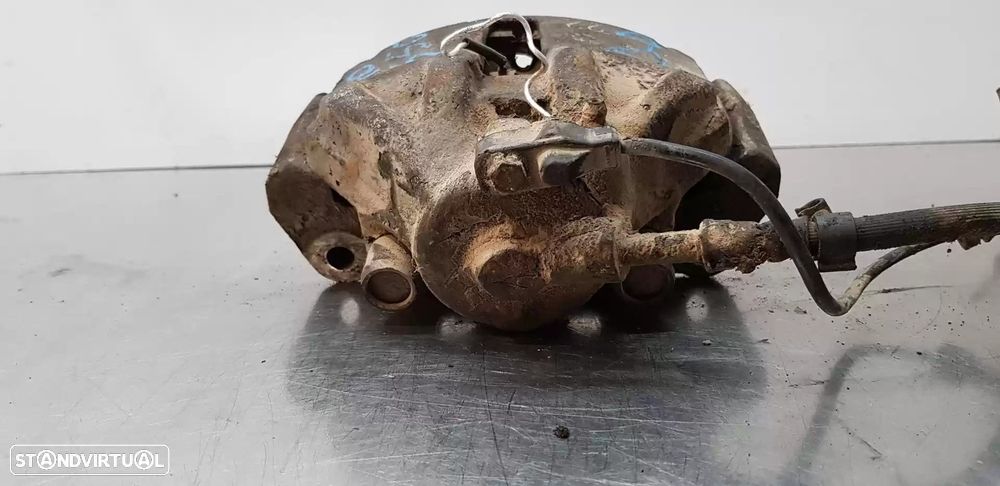 PINÇA TRAVÃO FRONTAL DIREITA MERCEDES-BENZ VITO FURGÃO 1996 -A9014204101 - 3