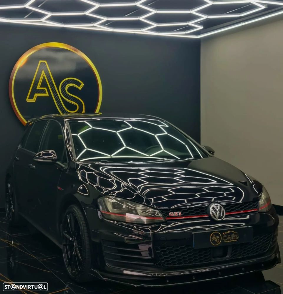 VW Golf - 56
