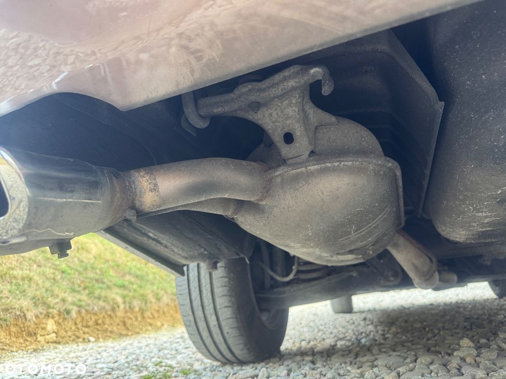 Mercedes-Benz W124 (1984-1993) - 21