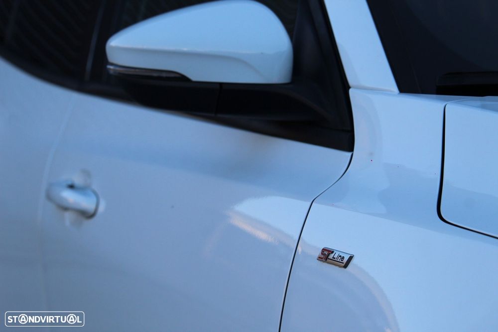 Ford Focus 1.0 EcoBoost ST-Line - 12