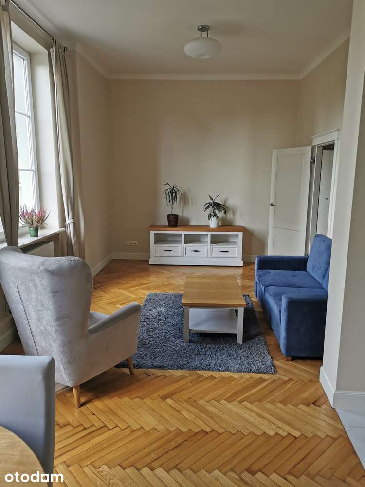 Piękny wyposażony apartament w dobrym standardzie, cisza, metro, park
