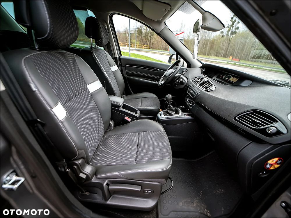 Renault Scenic - 33