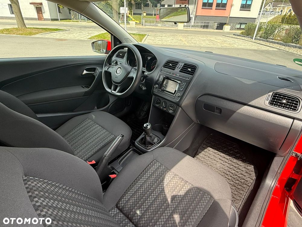 Volkswagen Polo 1.0 (Blue Motion Technology) Comfortline - 18