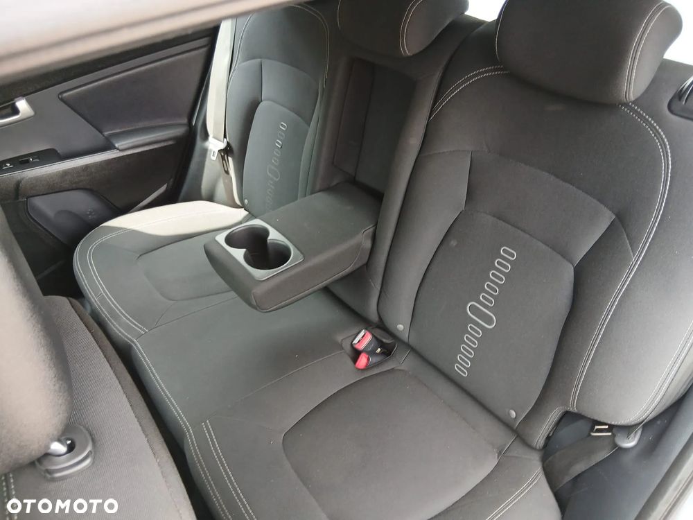 Kia Sportage 1.6 GDI Business Line M 2WD - 32