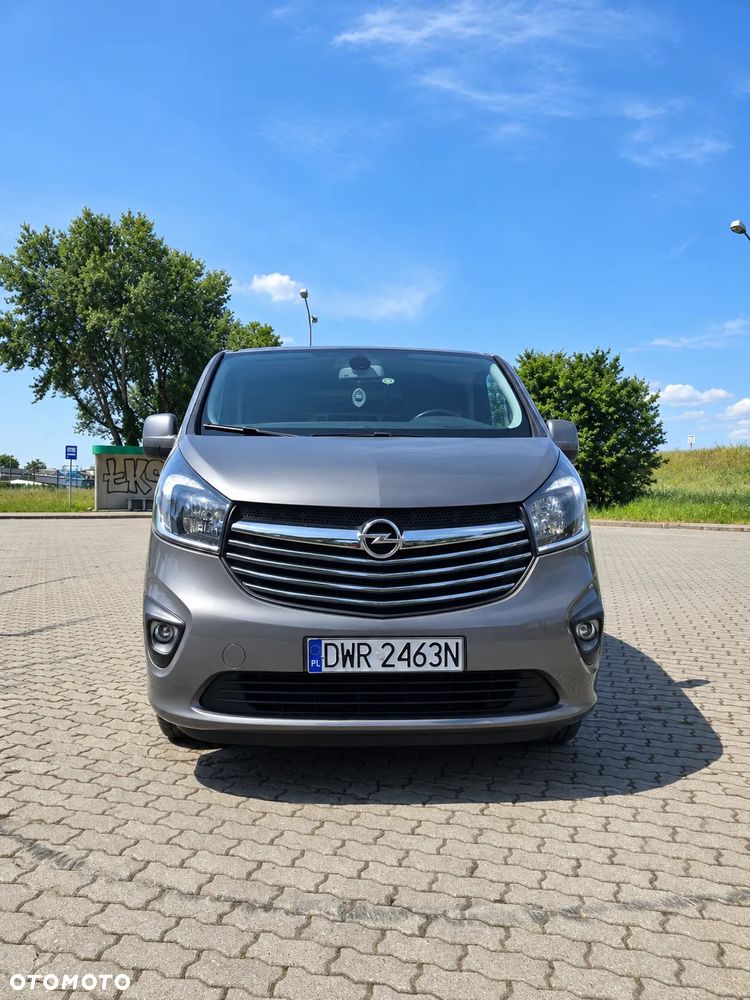 Opel Vivaro - 2