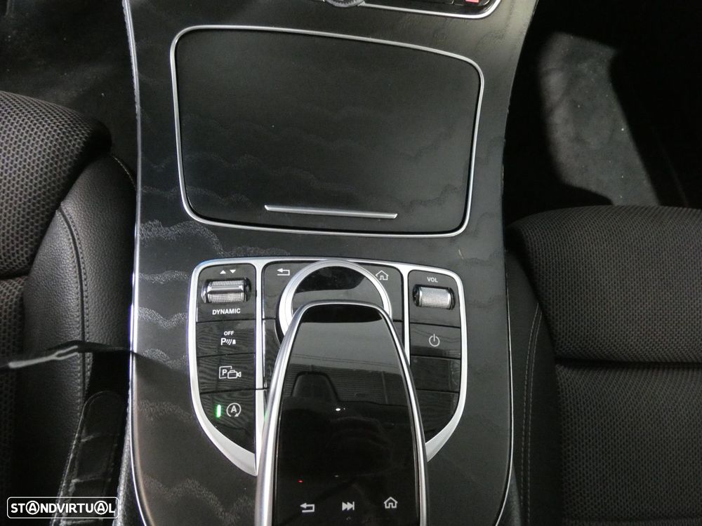 Mercedes-Benz E 220 d Avantgarde - 15