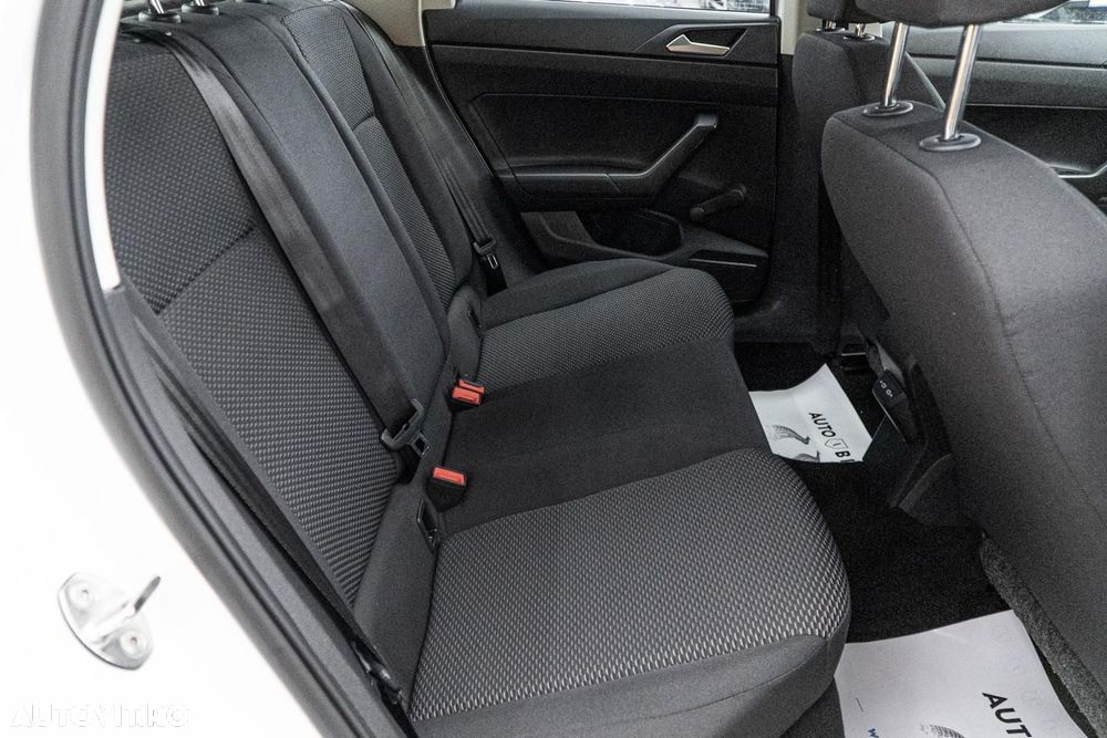 Volkswagen Polo 1.0 Comfortline - 9