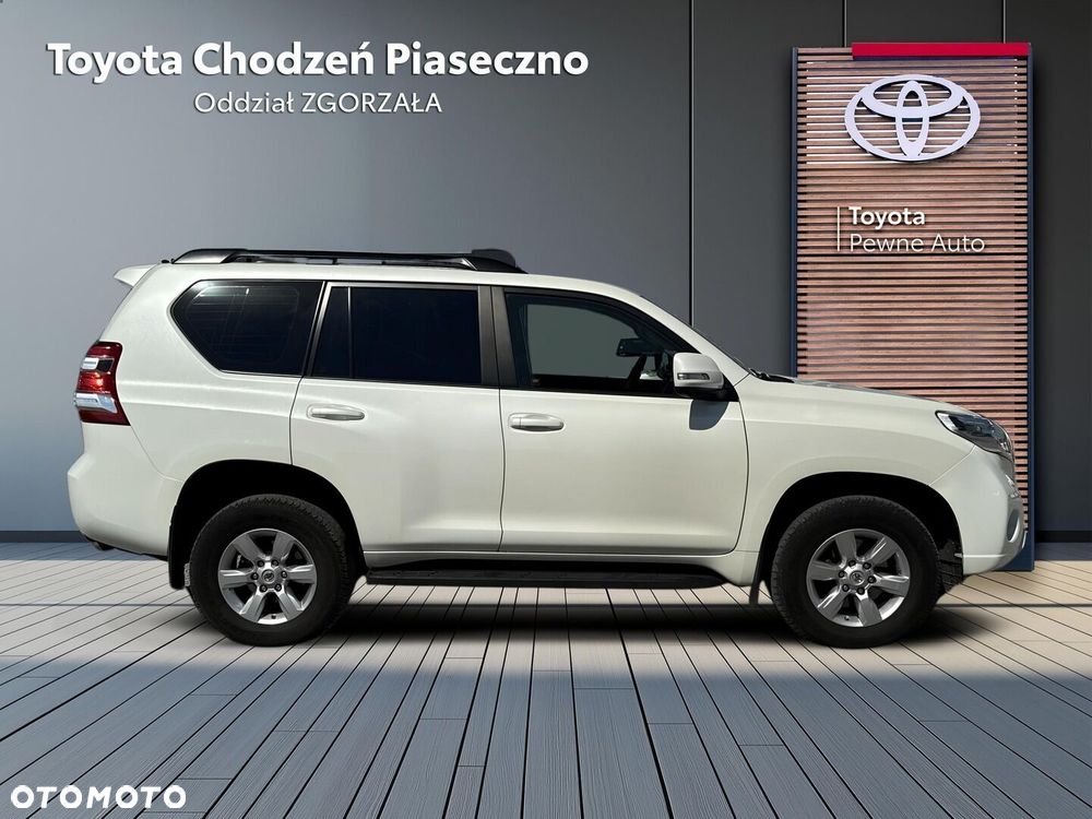 Toyota Land Cruiser - 7