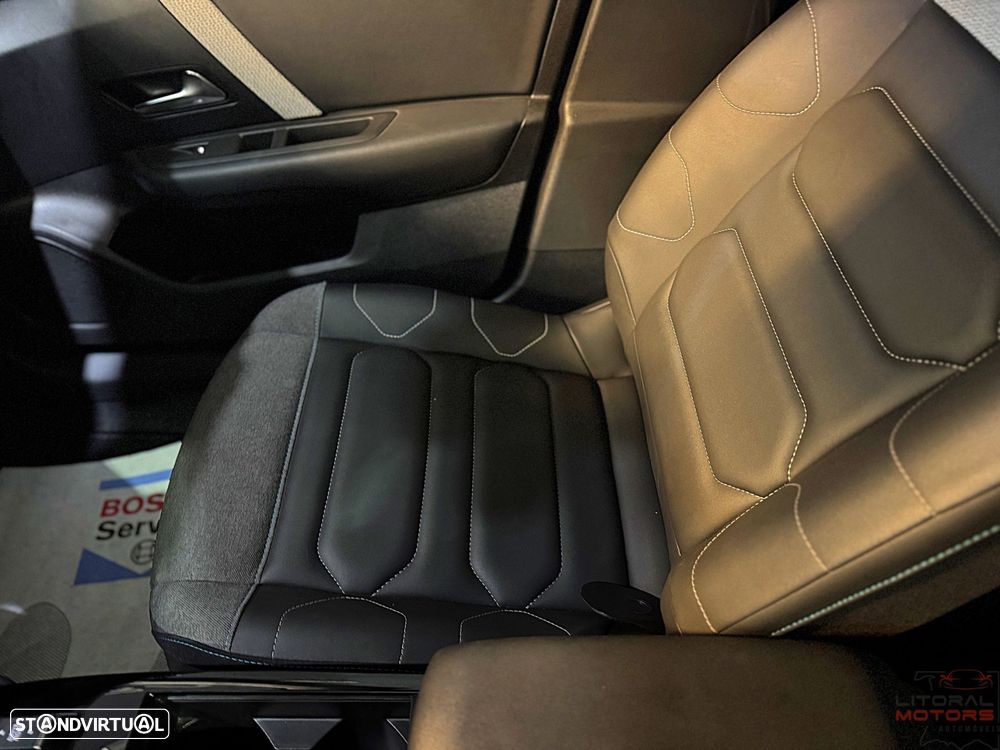 Citroën C4 X 1.2 PureTech Shine EAT8 - 21