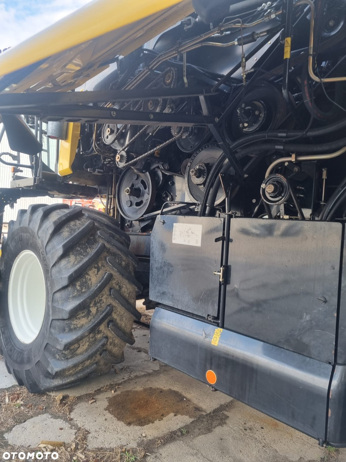 New Holland CX 8070 - 13
