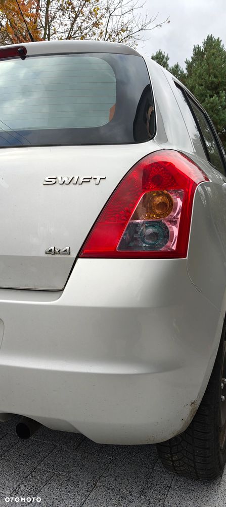 Suzuki Swift 1.3 GS / Premium 4WD - 8