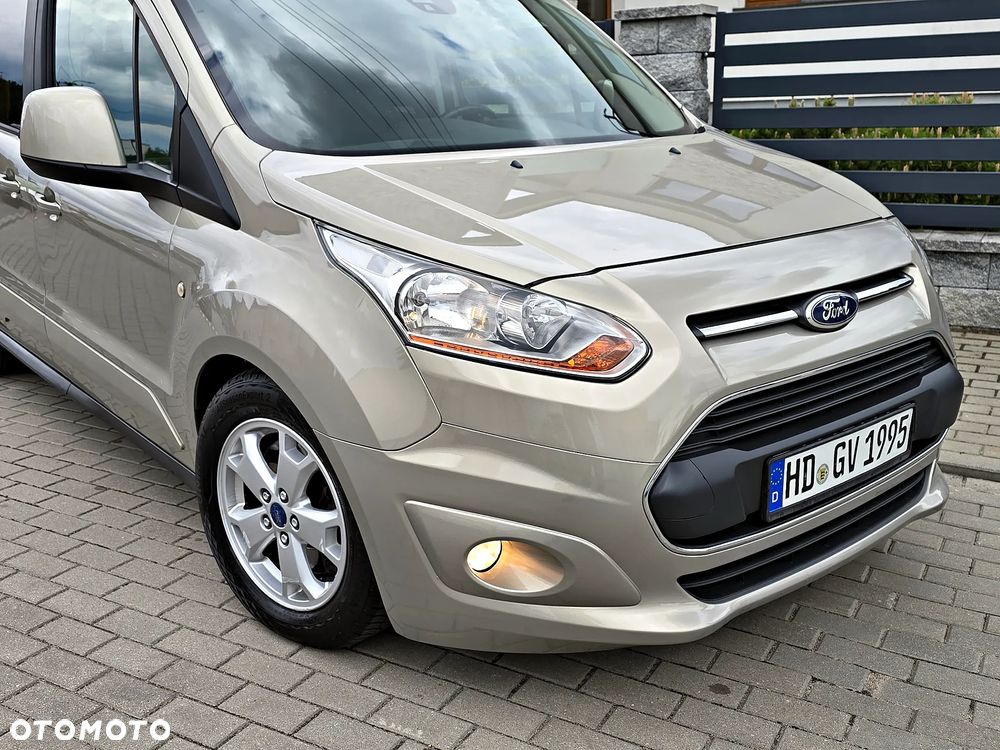 Ford Tourneo Connect Grand - 25