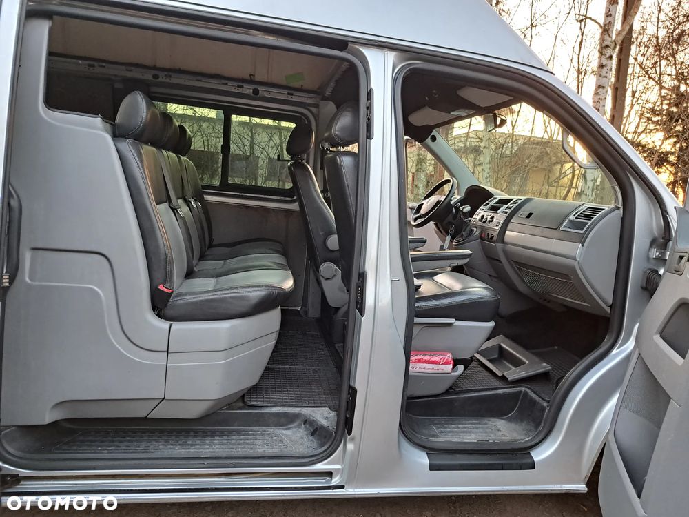 Volkswagen Transporter - 3