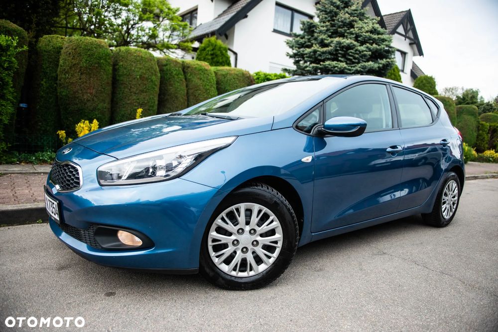 Kia Ceed 1.4 CVVT Vision - 1