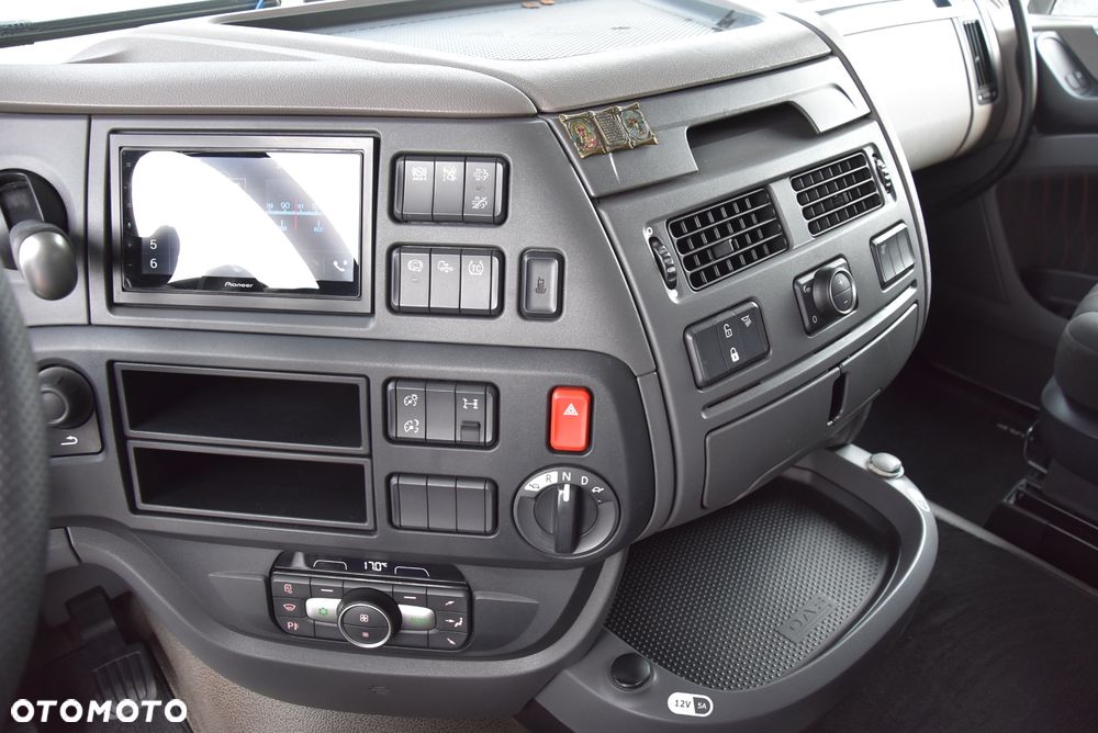 DAF XF 480 / SUPER SPACE CAB / STANDARD / KLIMA POSTOJOWA / XENON / SALON POLSKA / JEDEN WŁAŚCICIEL / SERWISOWANY / BARDZO DOBRY STAN ! ! ! - 32
