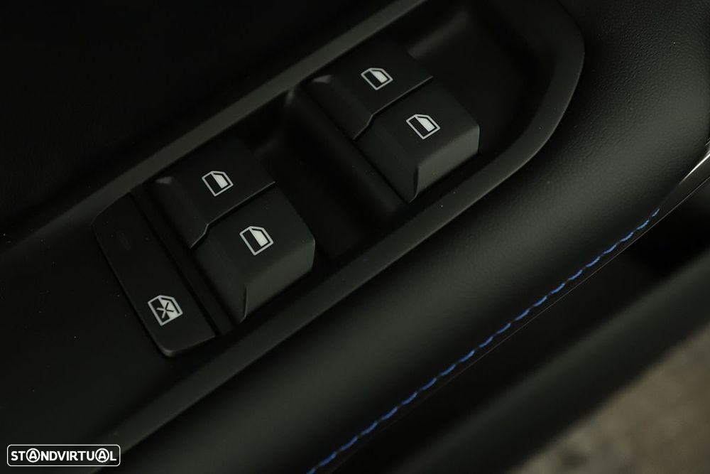 MG MG4 64 kWh Luxury - 17