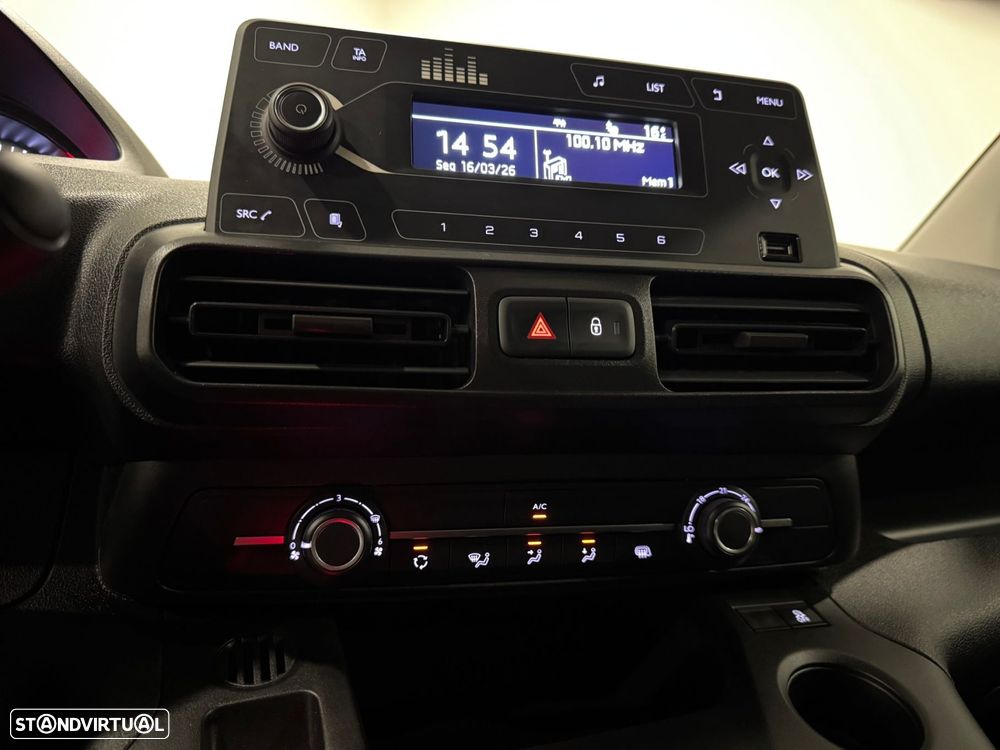 Peugeot Partner 1.5 BlueHDi Premium Longa - 28