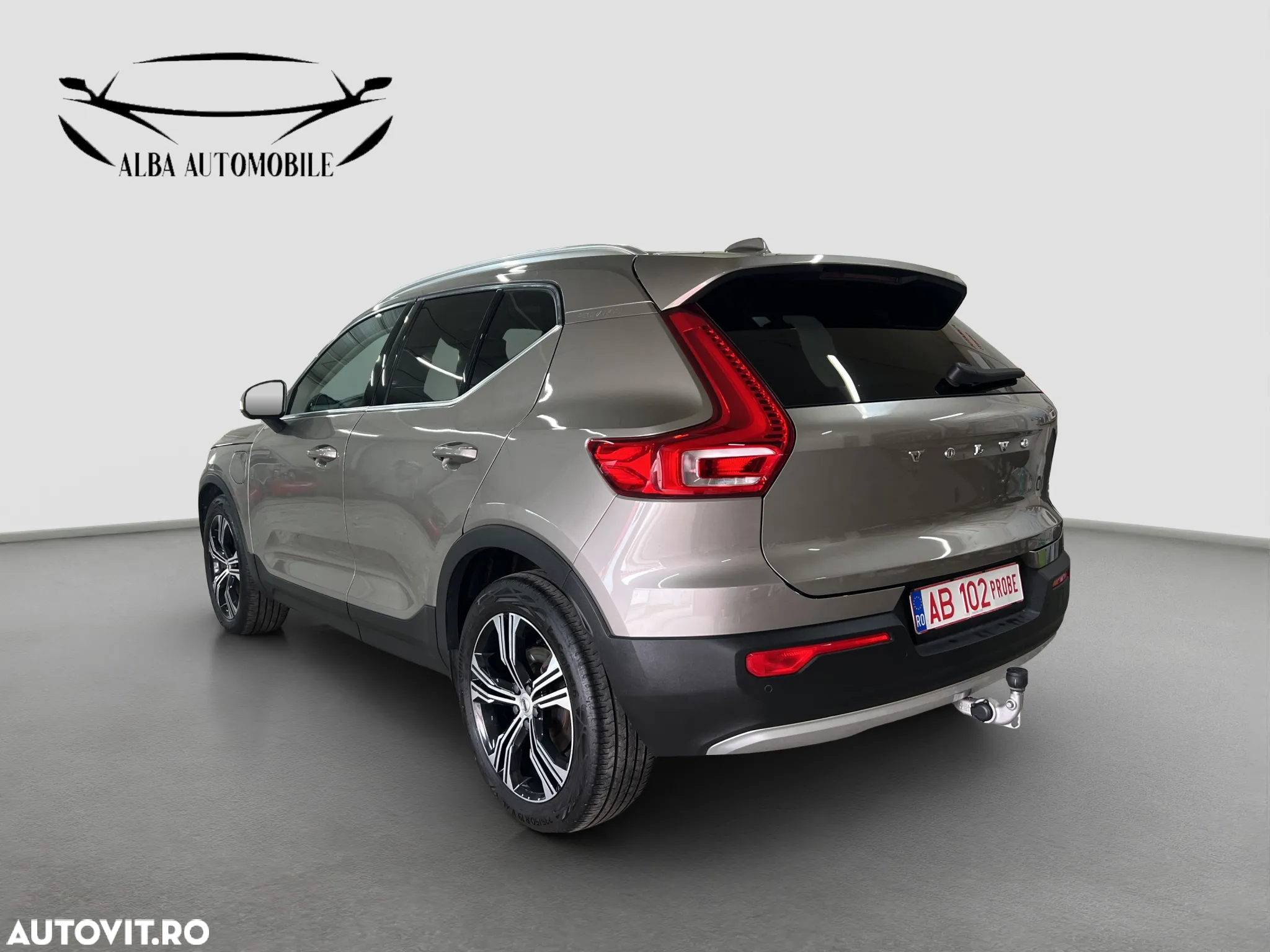 Volvo XC 40 Recharge T5 Twin Engine AT7 Inscription Expression - 10