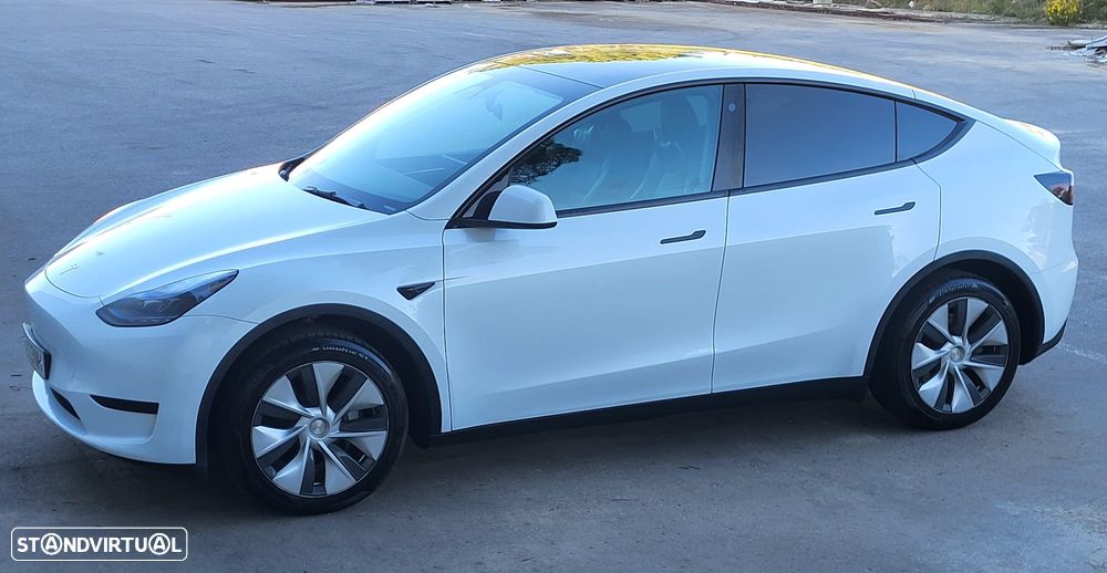 Tesla Model Y Tração Traseira - 2