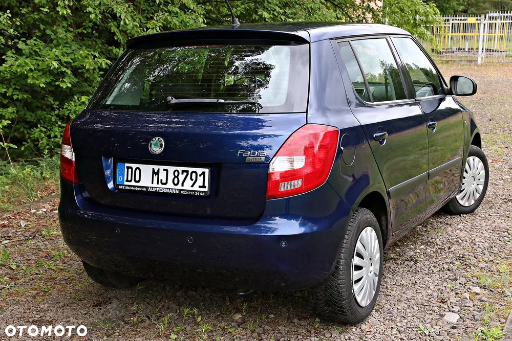 Skoda Fabia 1.2 HTP Ambiente - 24
