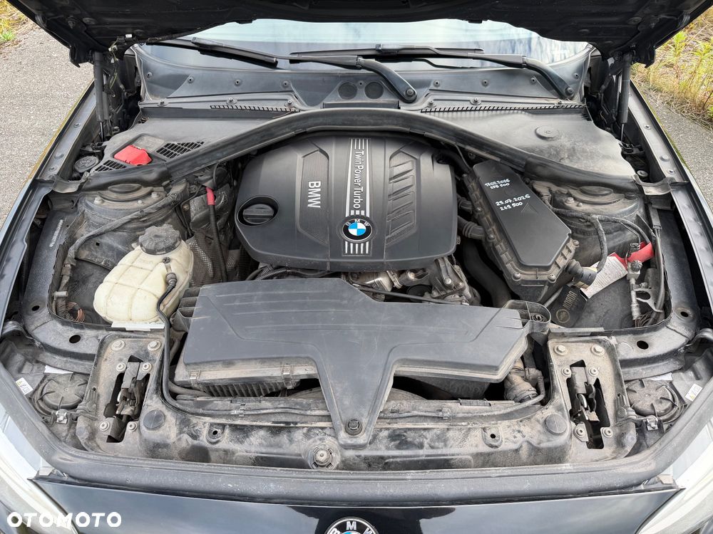 BMW Seria 1 118d Sport Line - 22