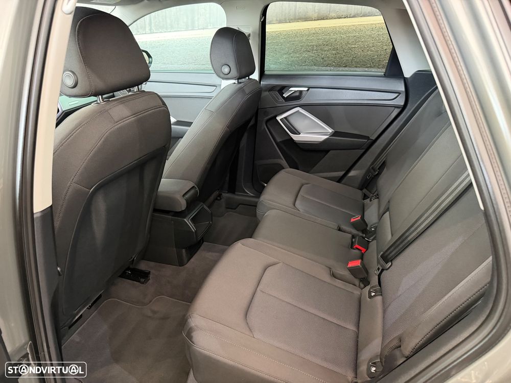Audi Q3 35 TDI Advanced S tronic - 9