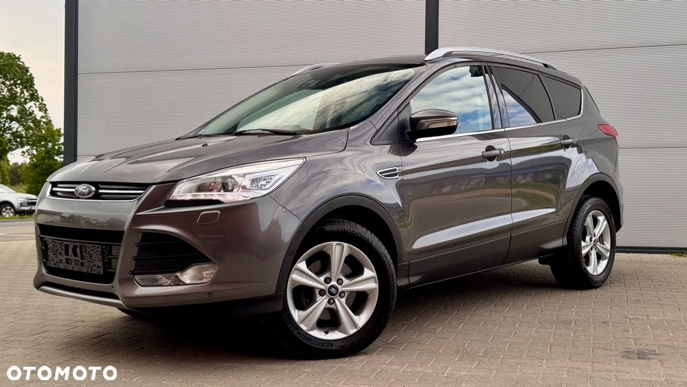 Ford Kuga 1.6 EcoBoost 2x4 Titanium - 19