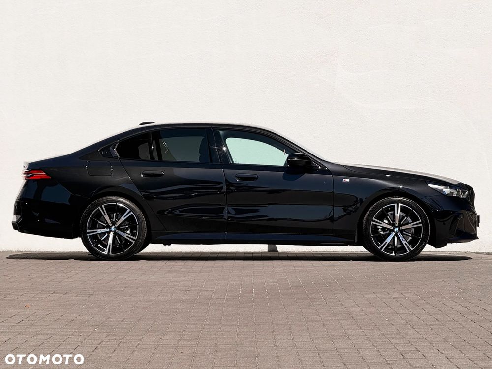 BMW Seria 5 520i - 4