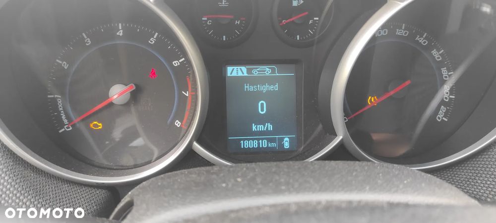 Chevrolet Cruze 1.8 LS+ - 8