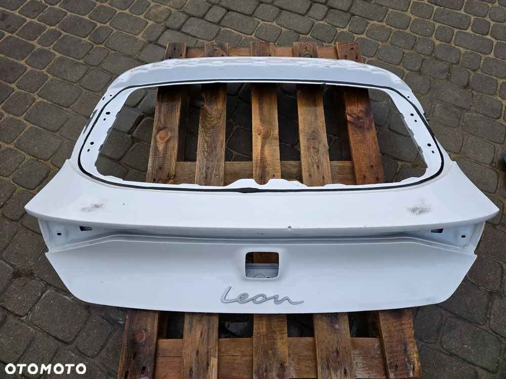 SEAT LEON IV FR KLAPA BAGAŻNIKA 2020-