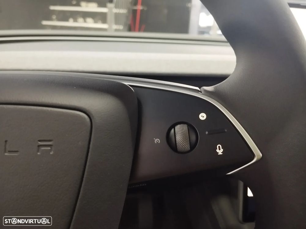 Tesla Model 3 Tração Traseira - 25