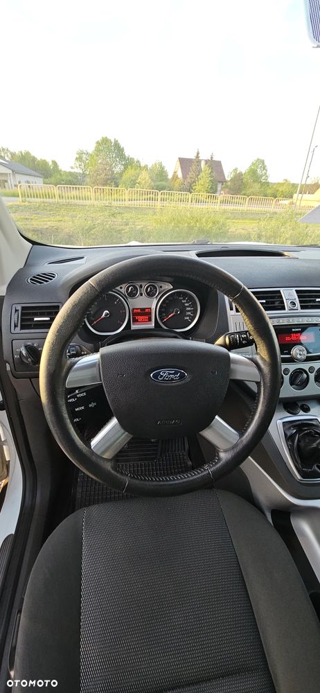 Ford Kuga 2.0 TDCi Trend - 13