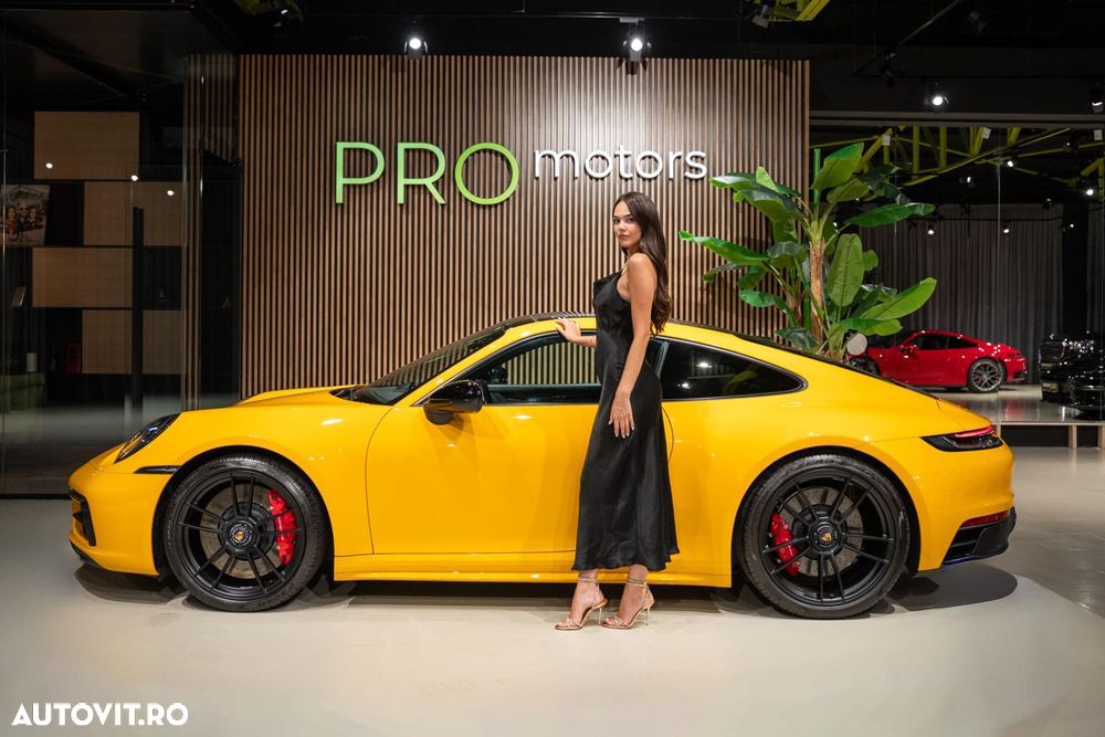 Porsche 911 - 4